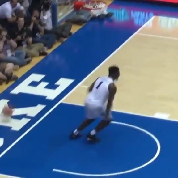 真的很炸裂！錫安大學(xué)時(shí)的球風(fēng)是真勁爆啊